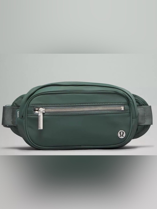 Handbags - Lululemon Wunderlust Belt Bag